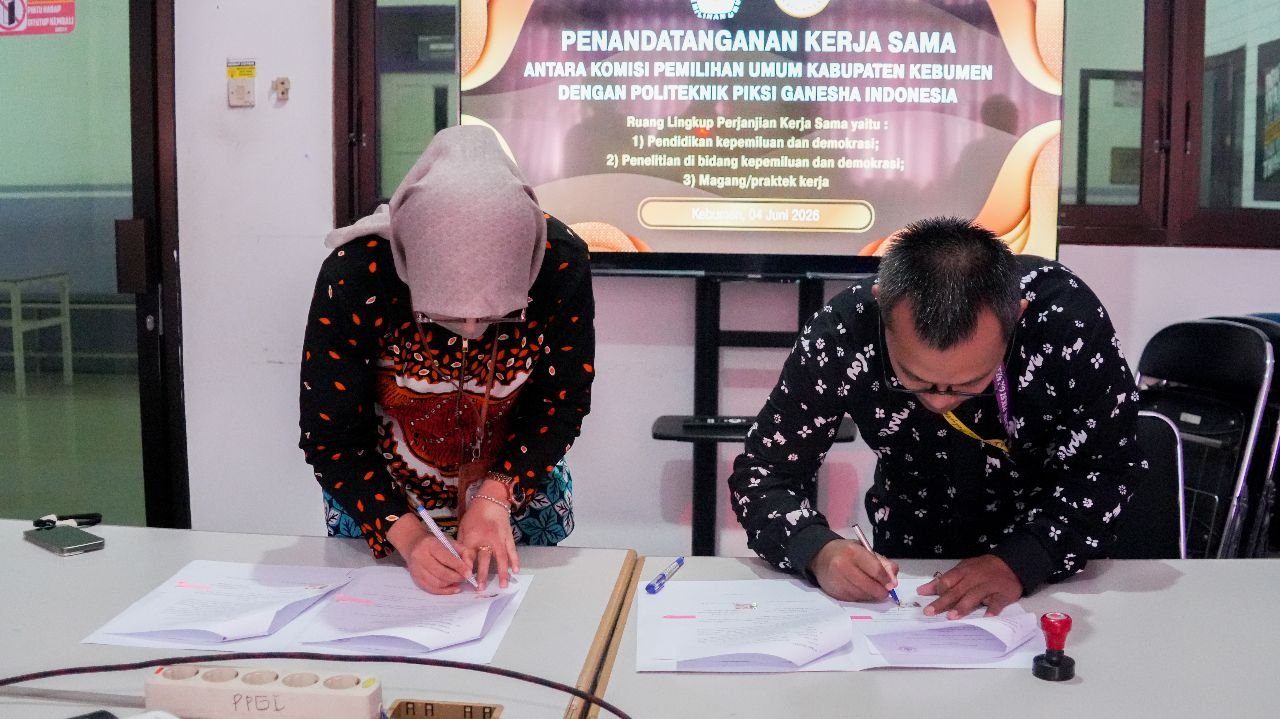 KPU Kabupaten Kebumen dan Politeknik Piksi Ganesha Indonesia Teken Kerja Sama, Perkuat Pendidikan Demokrasi dan Program Magang Mahasiswa